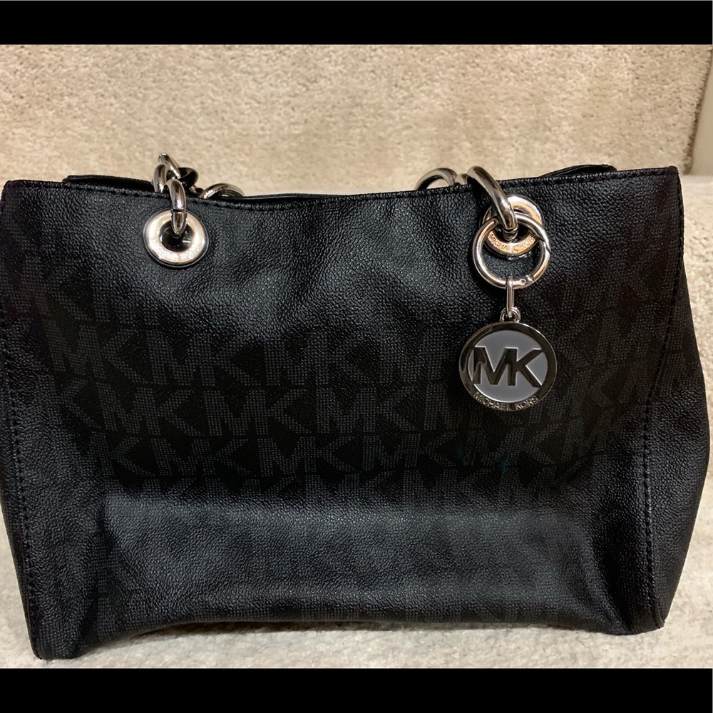 Authentic Michael Kors purse